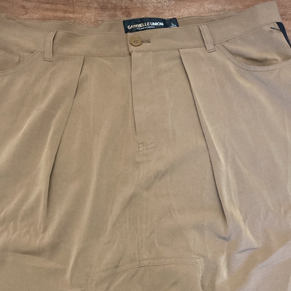 GABRIELLE UNION NEW YORK & COMPANY WOMEN PANTS
SIZE L
Beige with Black Striped - Picture 12 of 14